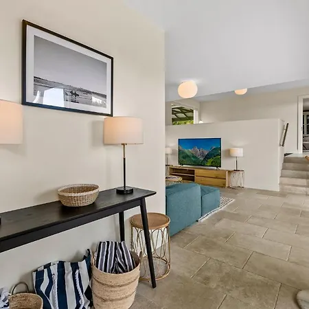 Spacious Home With Ocean Views Dromana Exterior photo